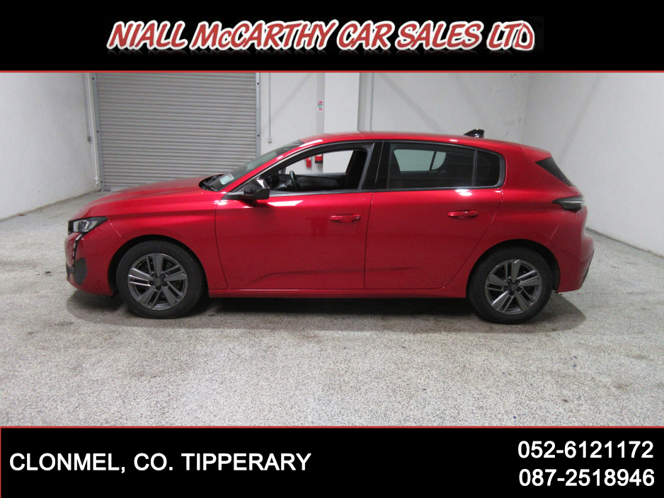 2023 Peugeot 308 - image 8