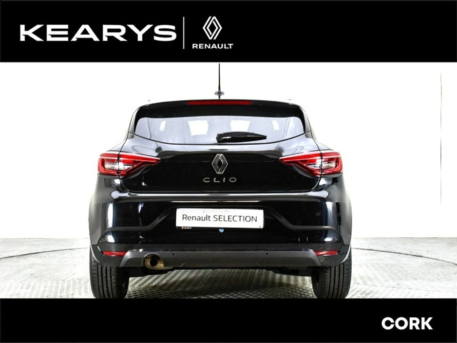 2021 Renault Clio - image 2