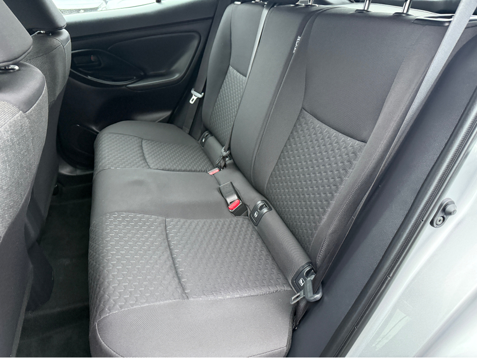 2025 Toyota Yaris Cross 1.5 LUNA AUTO €26,950