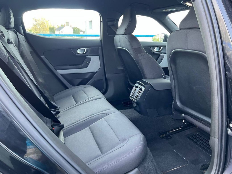 2023 Polestar 2 - image 8