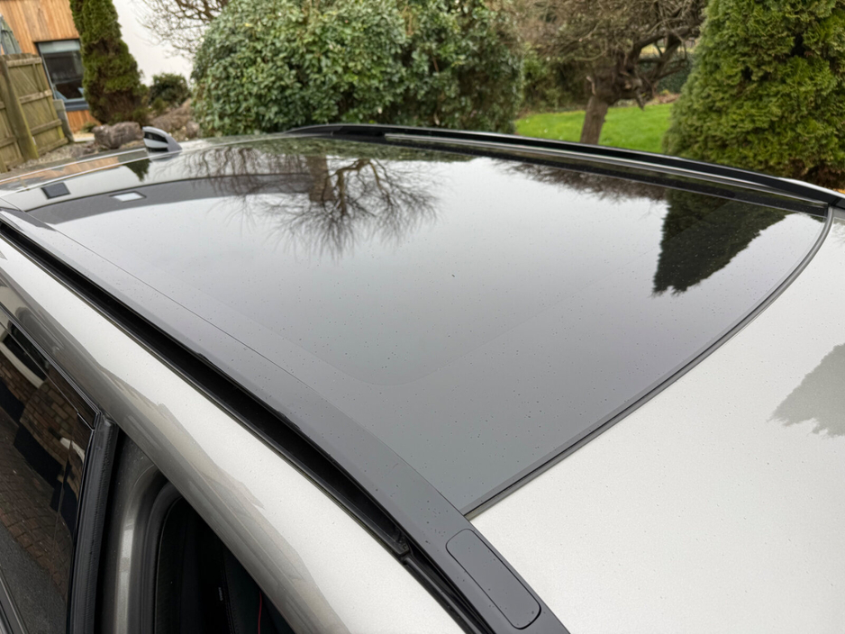 2022 Land Rover Discovery Sport 1.5 I3 PHEV 300 PS AWD S Auto €34,900