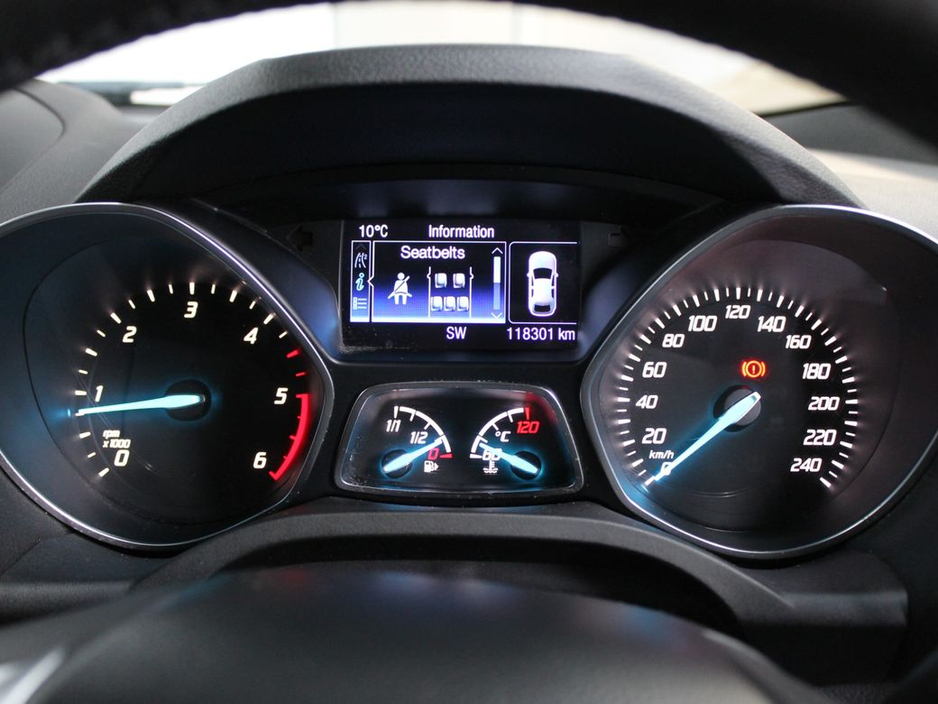 2016 Ford Kuga - image 16