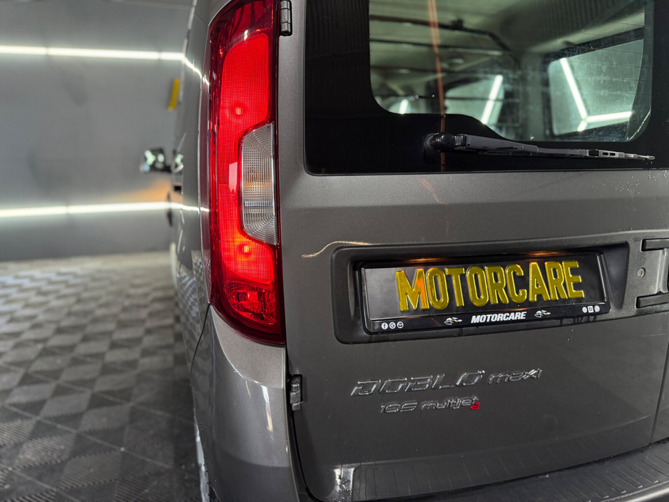 2017 Fiat Doblo - image 10