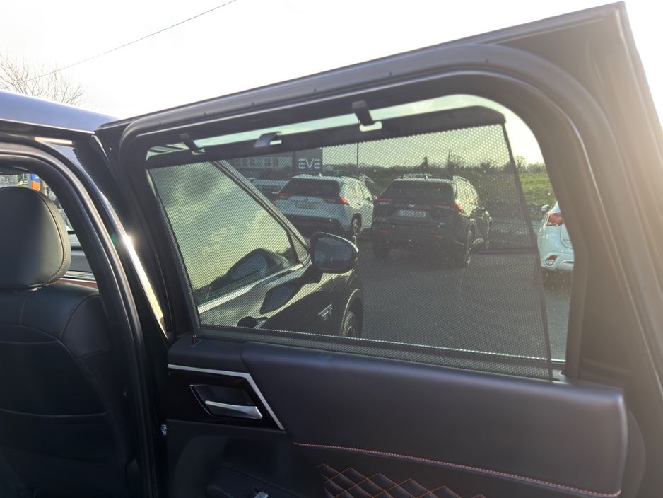 2023 Mitsubishi Outlander - image 14