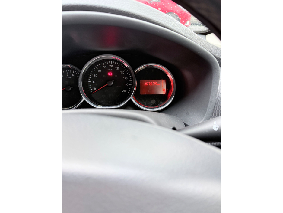 2015 Dacia Sandero Stepway - image 13