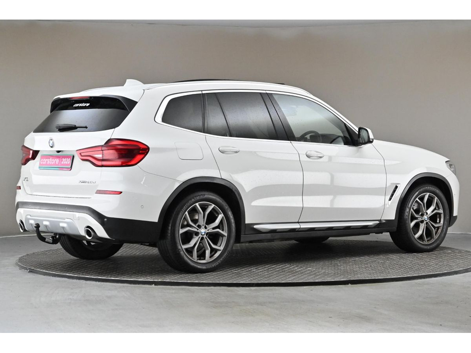 2020 BMW X3 - image 10