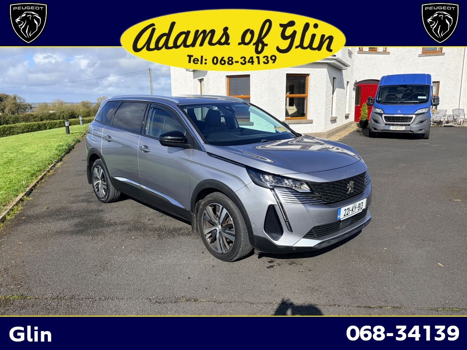 2022 Peugeot 5008 - image 3