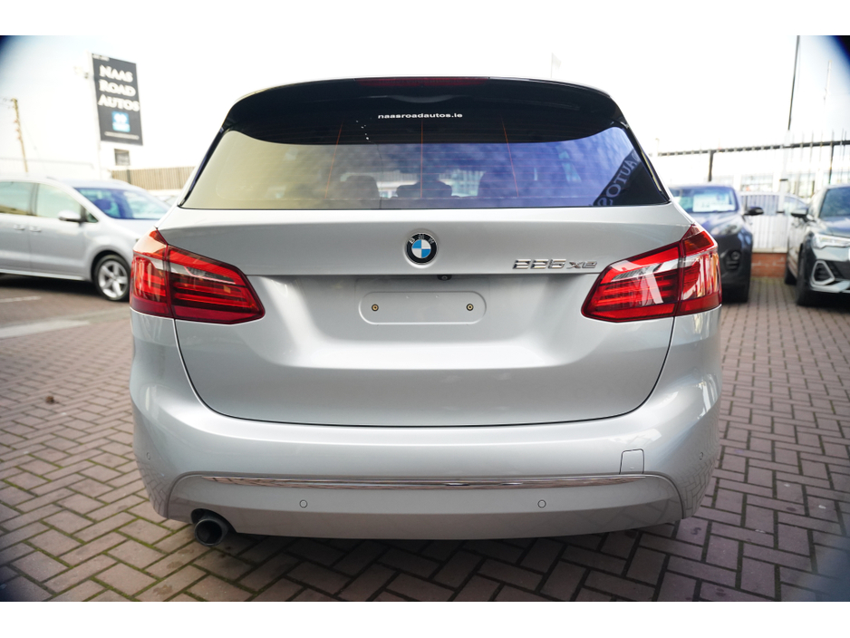 2016 BMW 2 Series Active Tourer - image 5