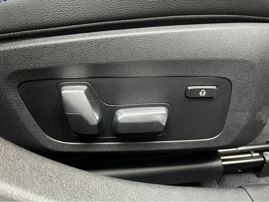 2023 BMW i4 - image 12