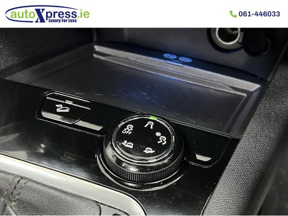 2017 Peugeot 3008 - image 36