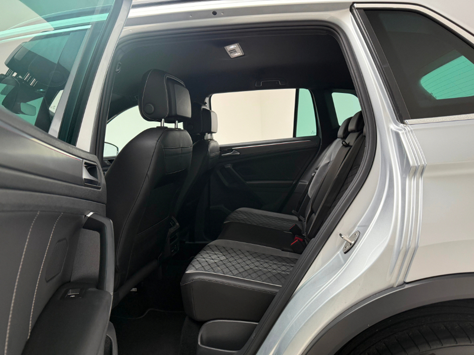 2023 Volkswagen Tiguan R-LINE 1.4 TSI PHEV DSG €37,990