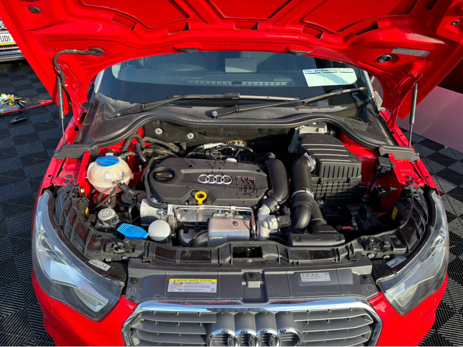 2014 Audi A1 - image 7