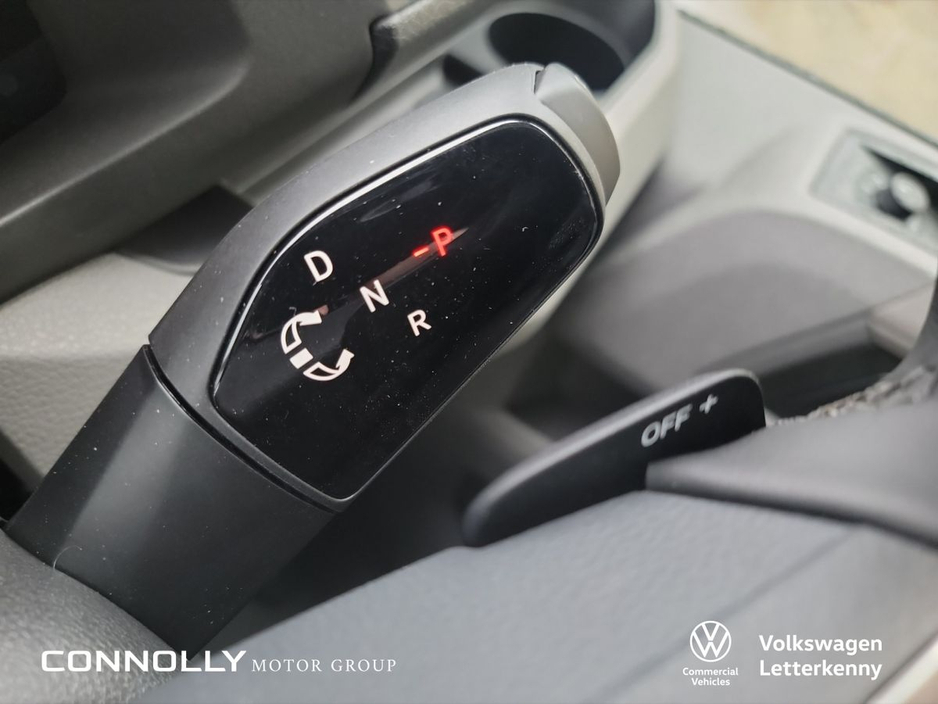 2026 Volkswagen Crafter CR35 Panel van Highline MWB 177 HP 2.0 TDI 8sp Automatic FWD €51,179