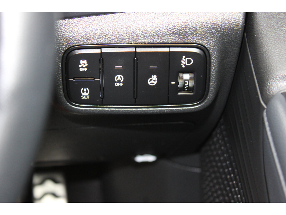 2023 Hyundai Bayon - image 24