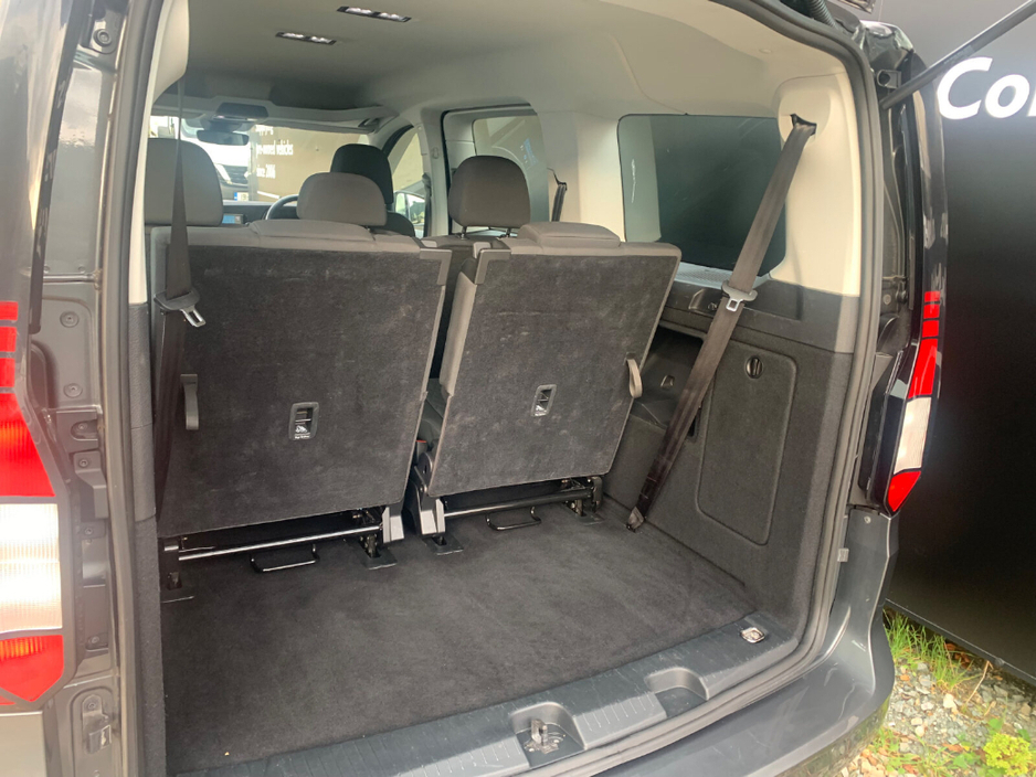 2023 Volkswagen Caddy Maxi LIFE 2.0 TDI DSG 7 SEATER // GREAT CONDITION // ONE OWNER // DOCUMENTED SERVICE HISTORY // 02/27 NCT AND €210 ROAD TAX // €38,950