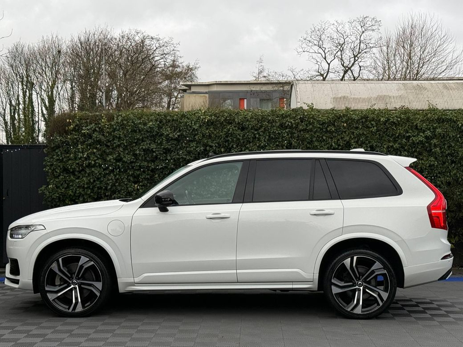 2022 Volvo XC90 R-DESIGN PRO T8 2.0 AWD HYBRID * HUGE SPEC * // OPENING PAN ROOF // LEATHER HEATED SEATS // RETRACTING TOW HOOK €46,900