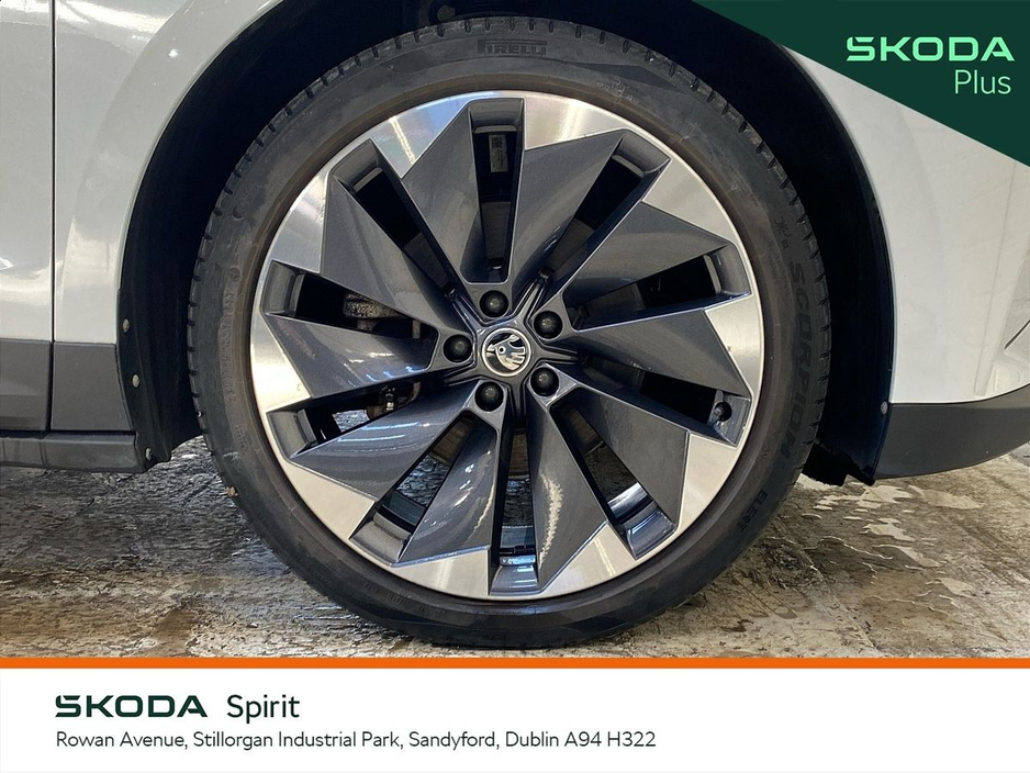 2023 Skoda Enyaq - image 8