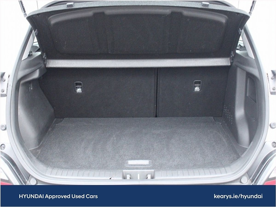 2023 Hyundai Kona - image 9