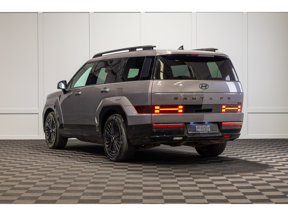 2024 Hyundai Santa Fe - image 4