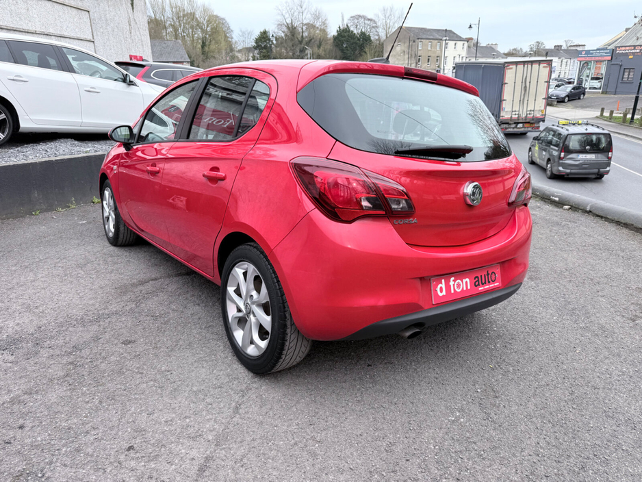 2017 Vauxhall Corsa - image 8