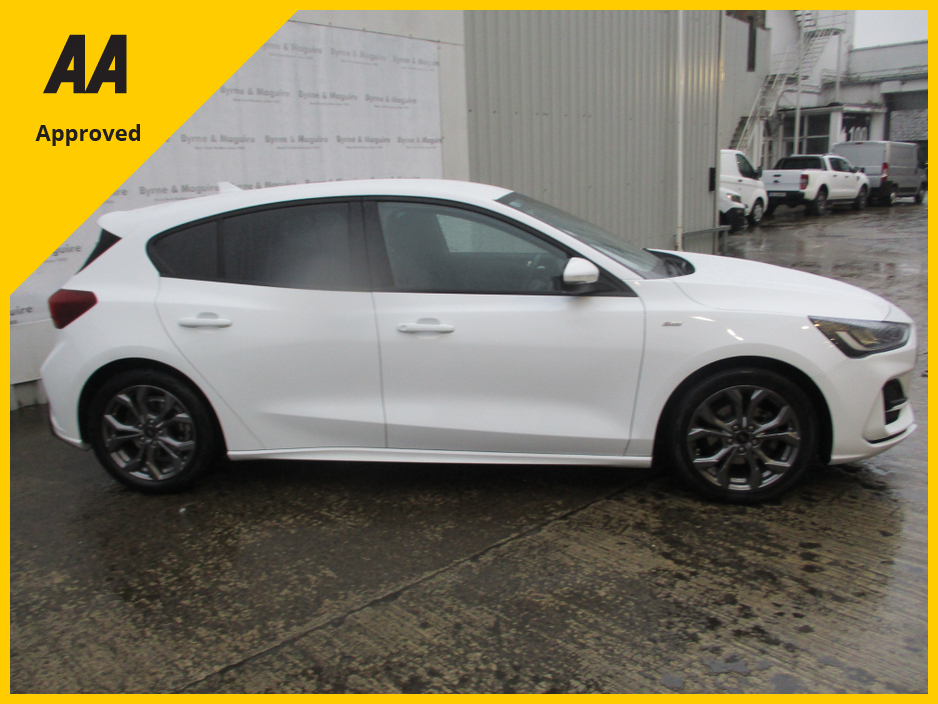 2023 Ford Focus ST-LINE 1.0 PETROL ONLY 49000 KM. FULLY SERVICED WITH 12 MONTHS WARRANTY AND 12 MONTHS AA COVER !!! €28,500
