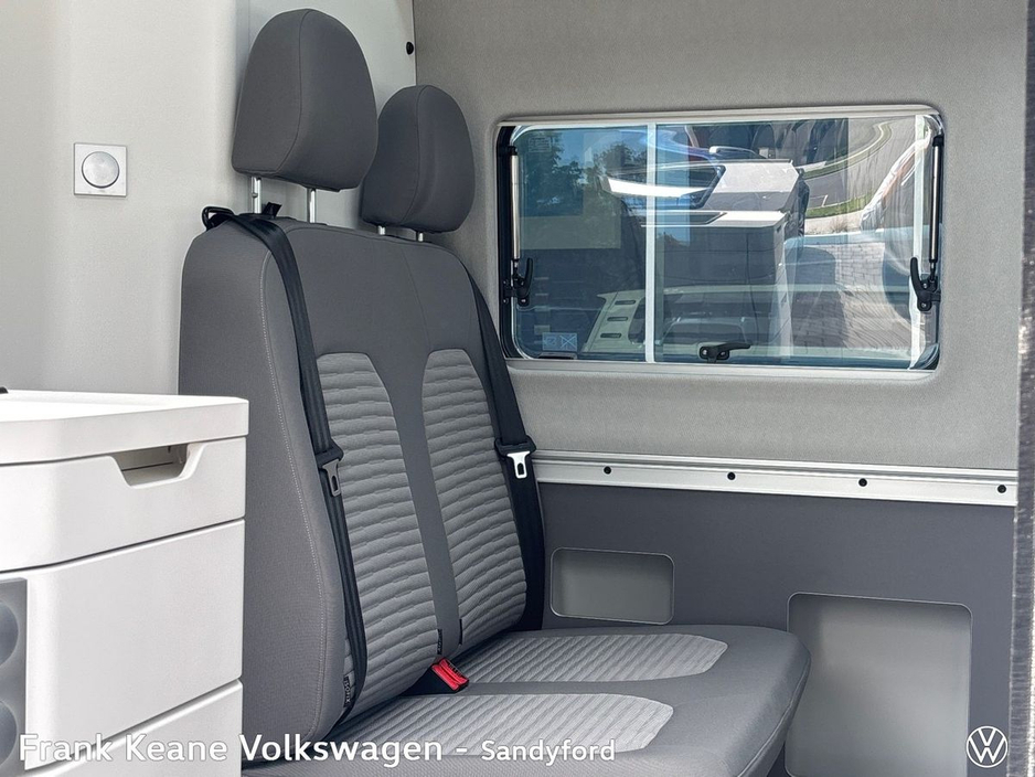 2025 Volkswagen California GRAND CALIFORNIA 600 177BHP AUTO *DEMO MODEL* *APPLE CARPLAY/ANDROID AUTO* *REAR VIEW CAMERA* *FRONT AND REAR PARKING SENSORS* *ELECTRIC PARKING BRAKE* €95,950