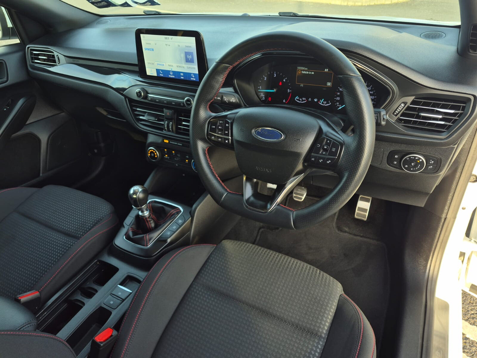2021 Ford Focus - image 9