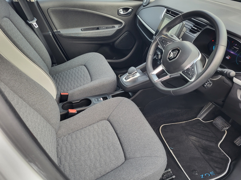 2022 Renault Zoe Iconic Rapid Charge 50Kwh R135, Long Range, Full Renault History €14,950