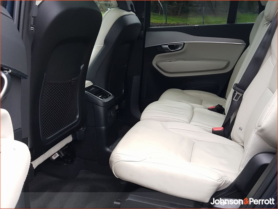 2024 Volvo XC90 - image 8