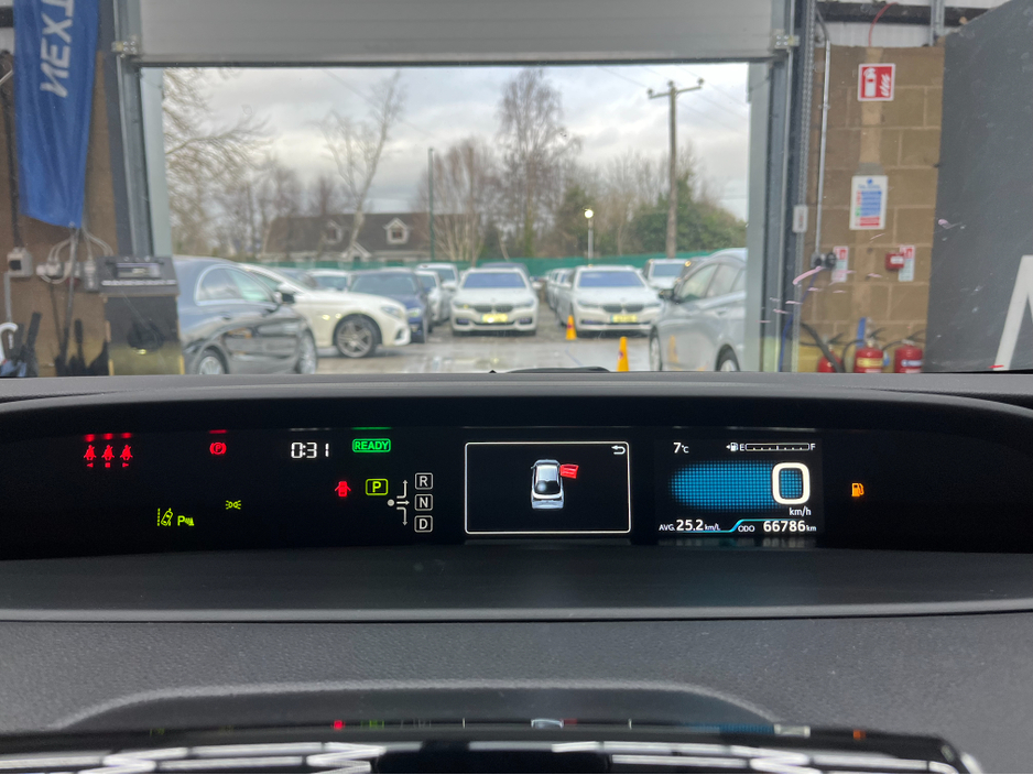 2022 Toyota Prius 2022 TOYOTA PRIUS S 1.8 AUTOMATIC / CRUISE CONTROL / REVERSE CAMERA AND MORE