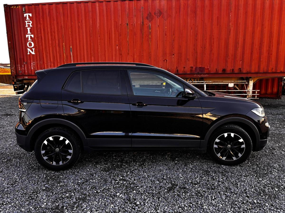 2021 Volkswagen T-Cross - image 5