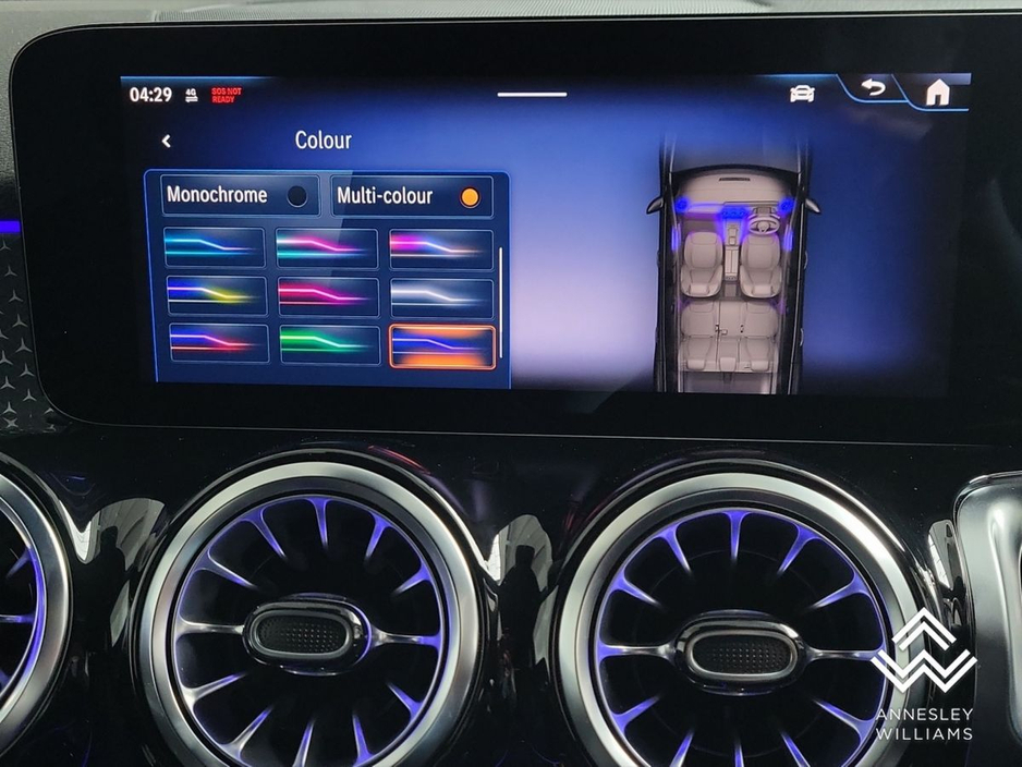 2025 Mercedes-Benz EQB - image 18