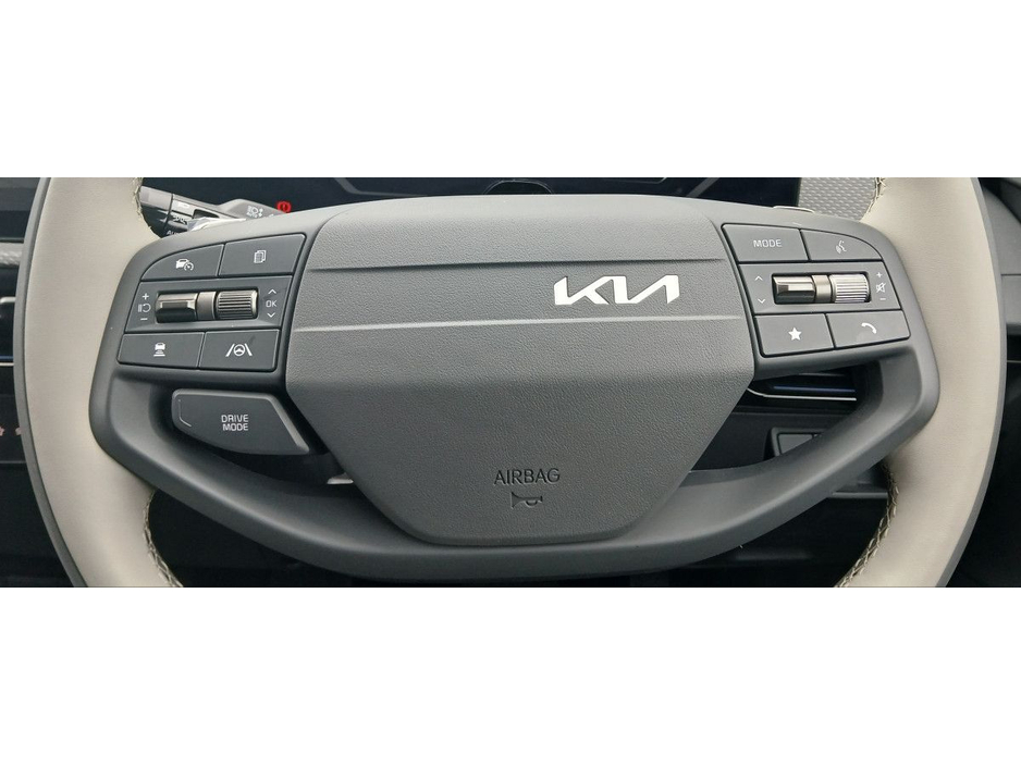 2026 Kia EV6 - image 12