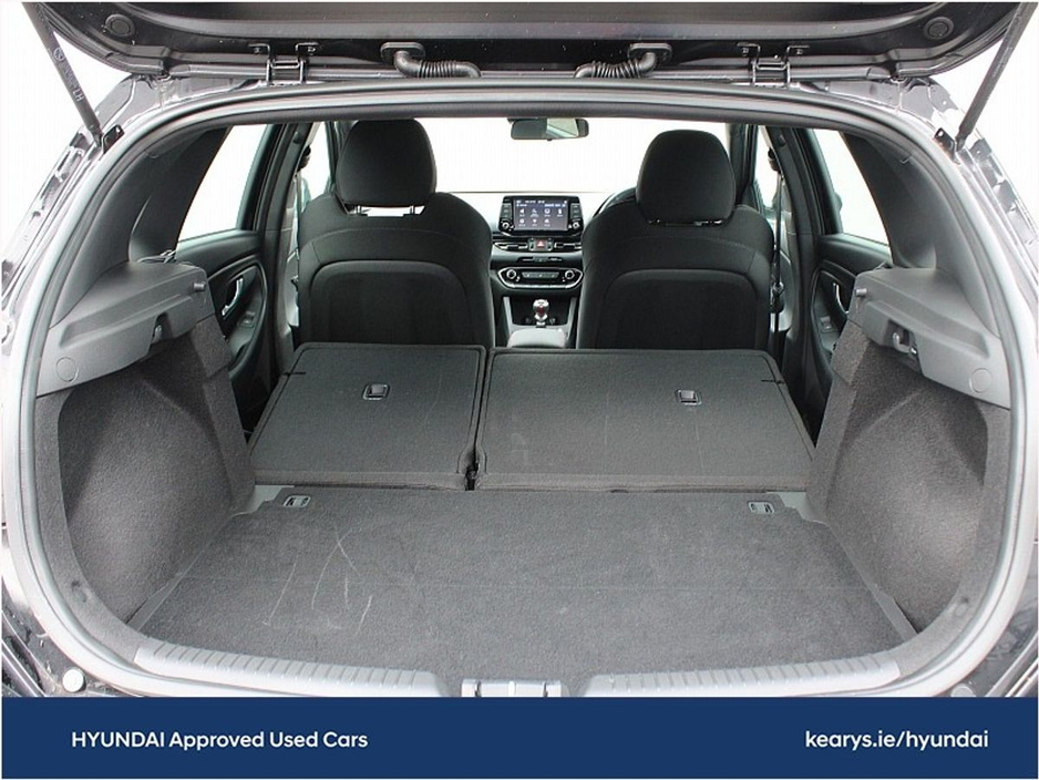 2024 Hyundai i30 - image 10
