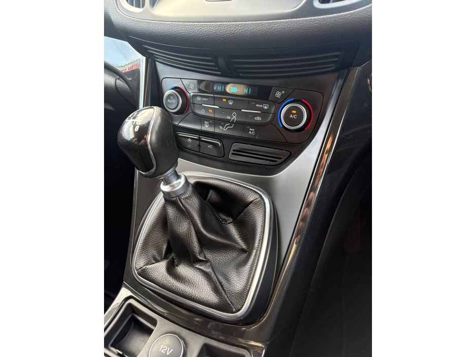 2018 Ford Kuga TITANIUM 1.5 TDCI 120PS F FWD 4DR €16,950