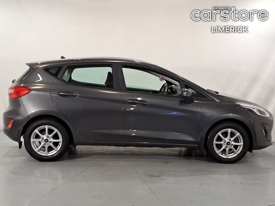 2019 Ford Fiesta - image 2
