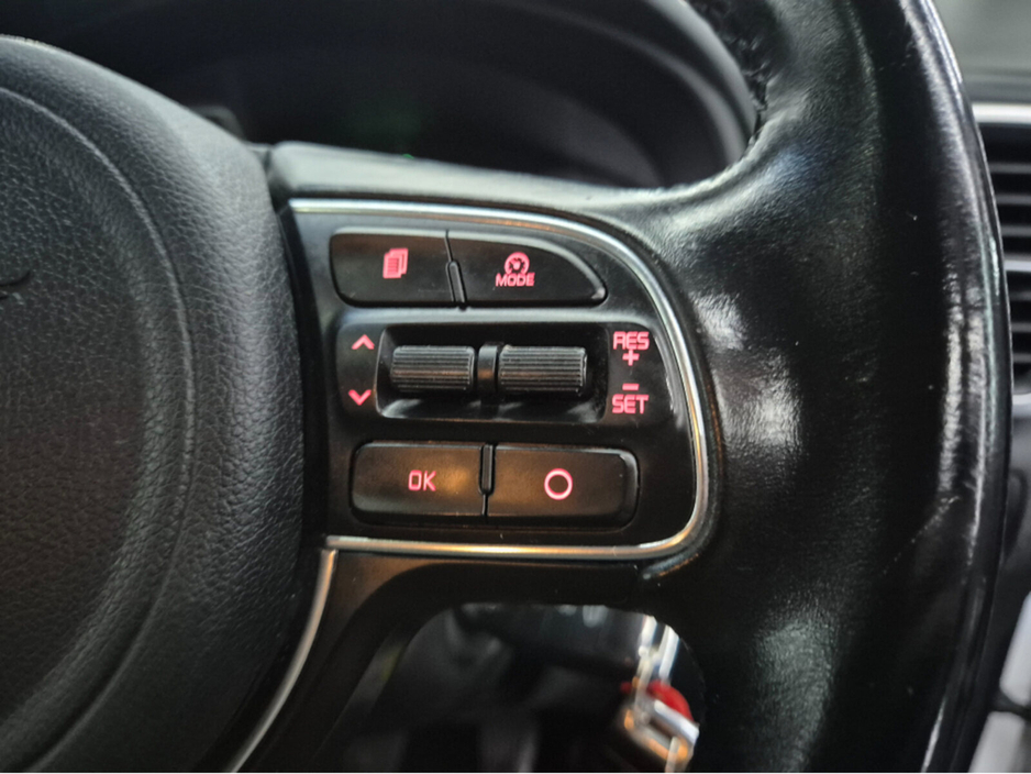 2018 Kia Sportage - image 11