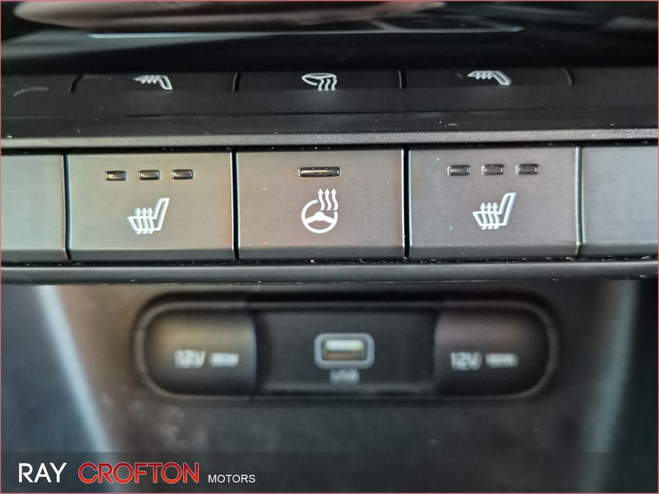 2020 Kia Sportage - image 16