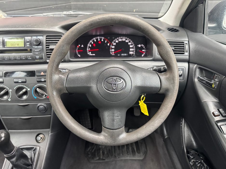 2006 Toyota Corolla - image 13