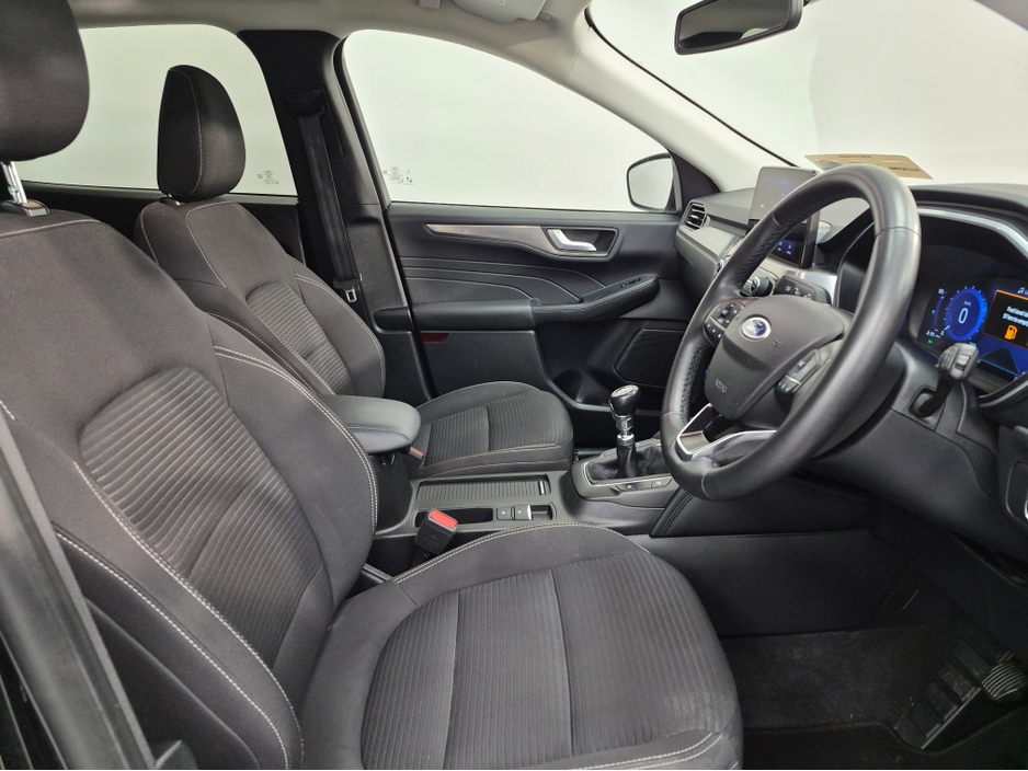 2022 Ford Kuga TITANIUM 5DR 1.5 TD 120 S6.2 M6 F €24,750