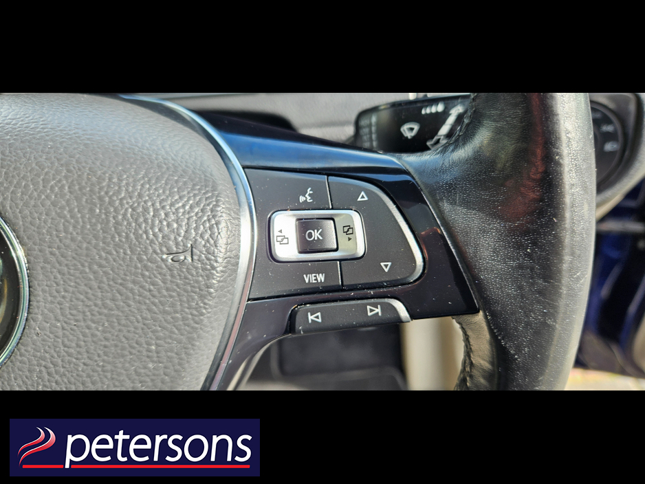 2019 Volkswagen Golf - image 19