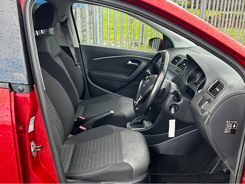 2016 Volkswagen Polo Comfortline TSI 1.2 Automatic €12,500