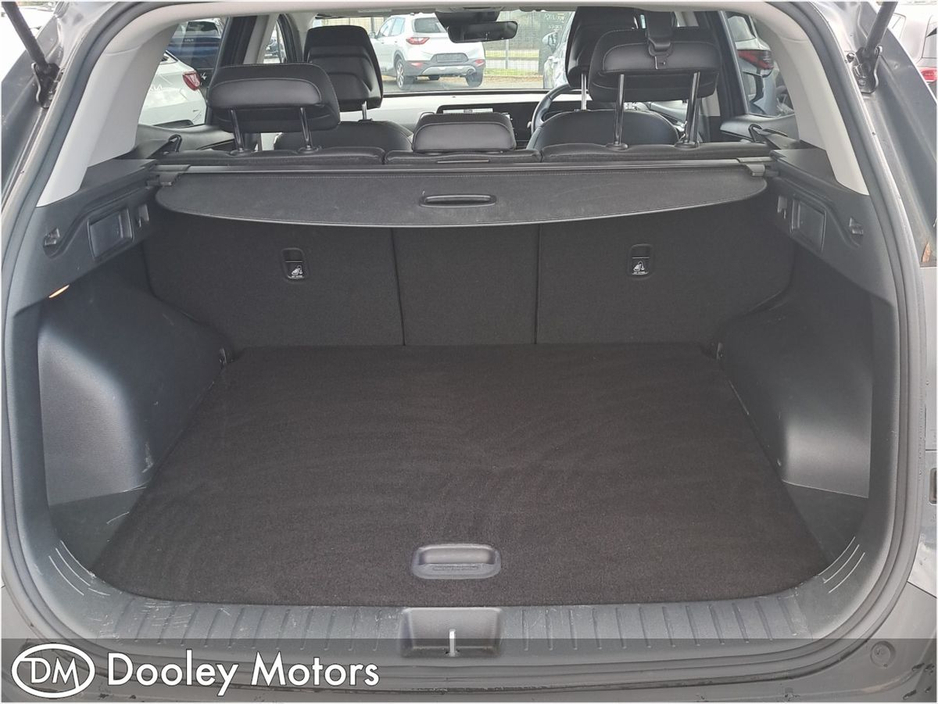 2025 Kia Sportage - image 28