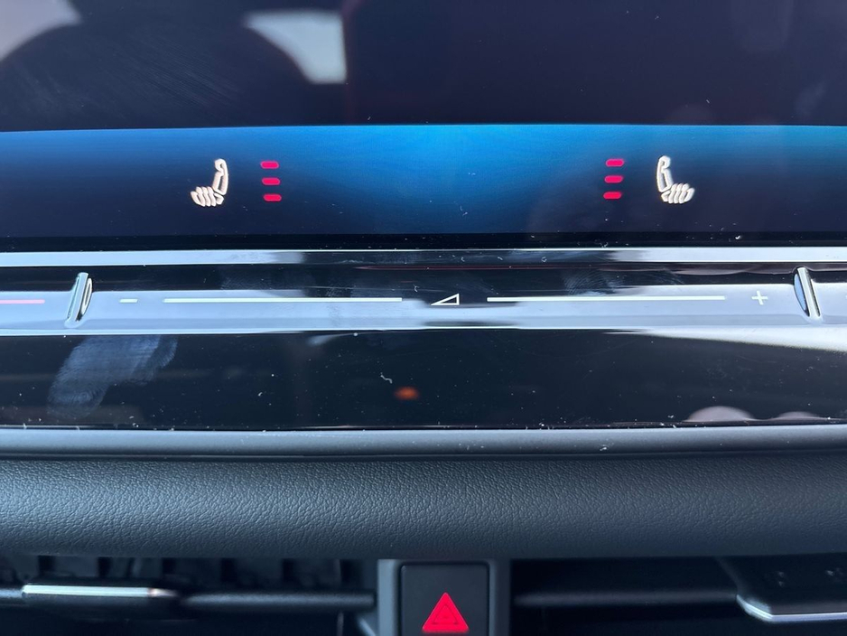 2026 Volkswagen T-Roc - image 16