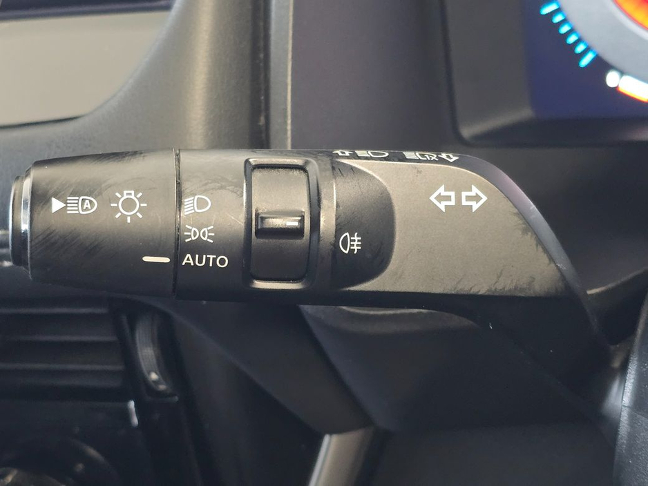 2025 Nissan X-Trail - image 23