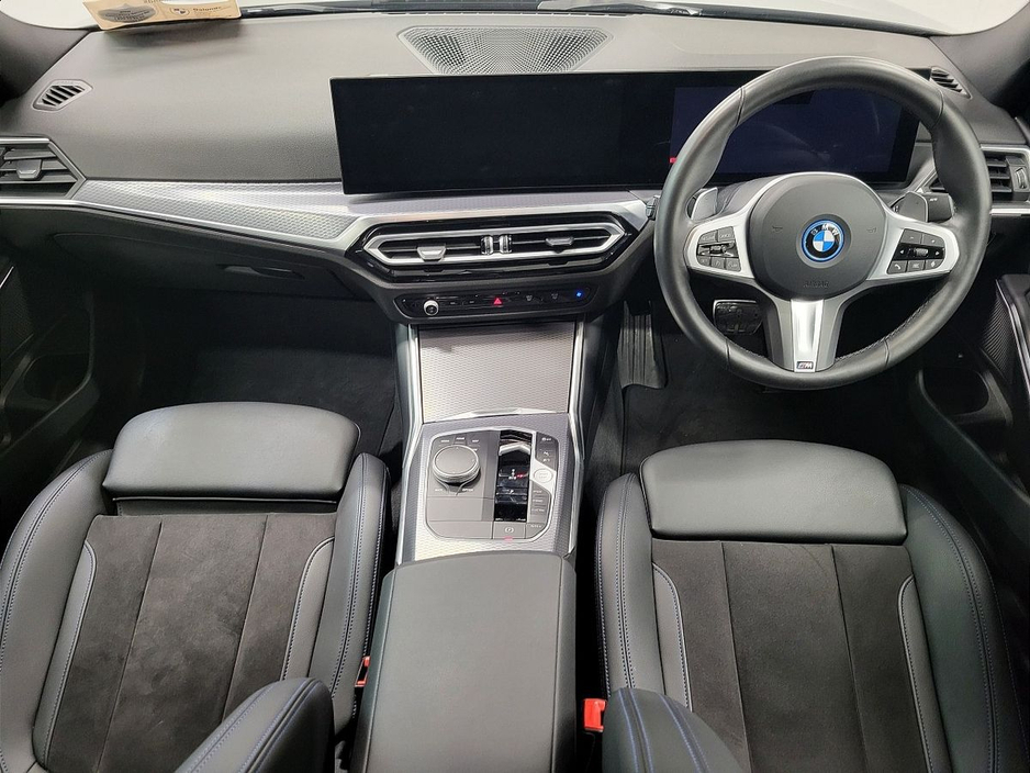 2024 BMW 3 Series 330e M Sport €47,975