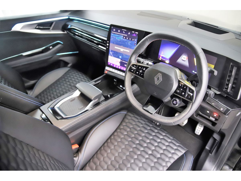 2024 Renault Austral - image 12