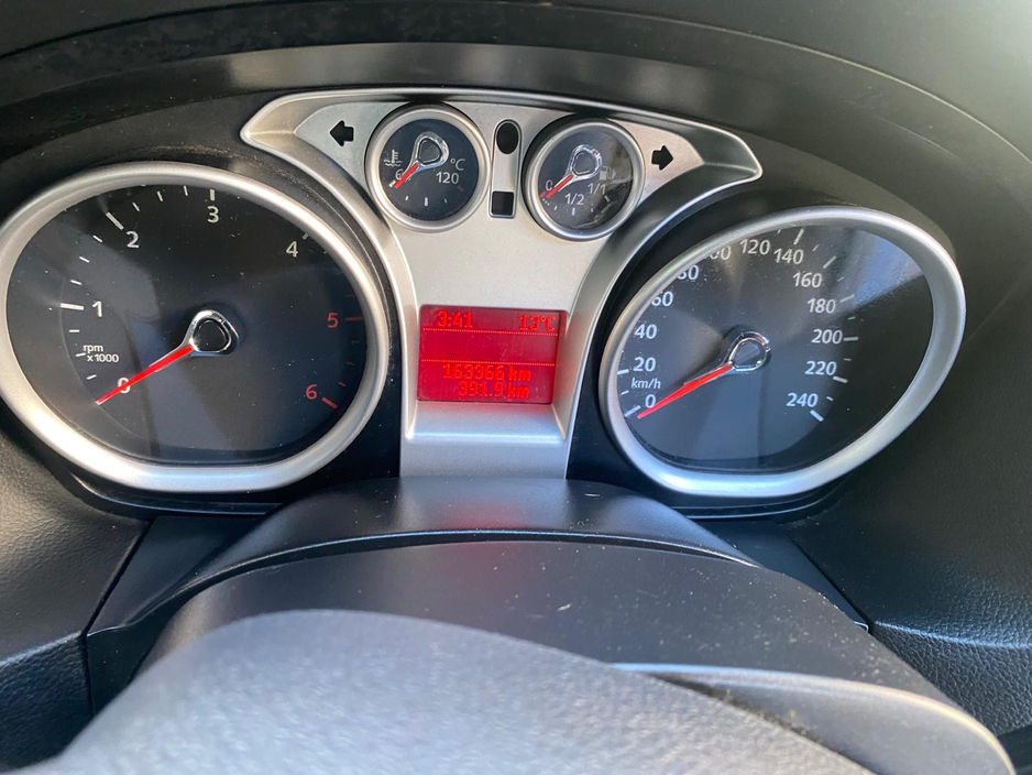 2008 Ford Focus - image 18