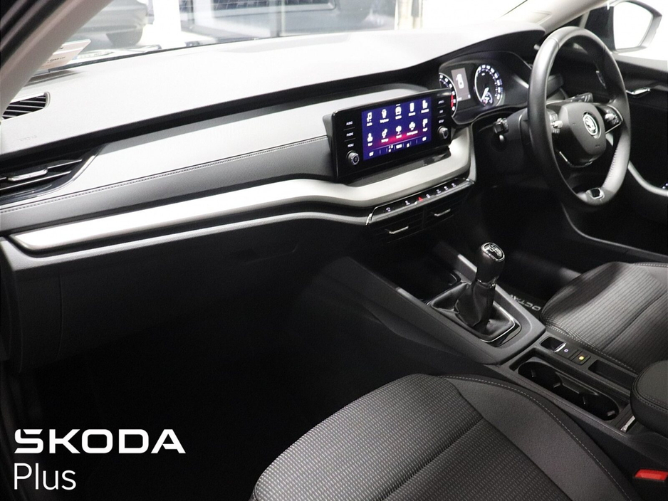 2024 Skoda Octavia OCTAVIA AMB 2.0TDI 115HP €27,950