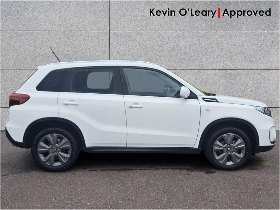 2025 Suzuki Vitara 1.5 HEV SZ-T €31,900